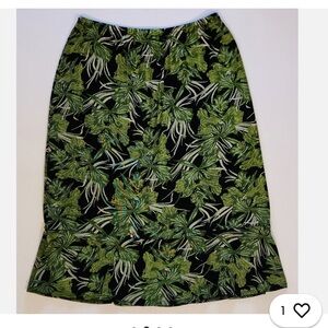 Citiknit Botanical Patterned Stretch Pull On Green/Black Skirt  Size  Large